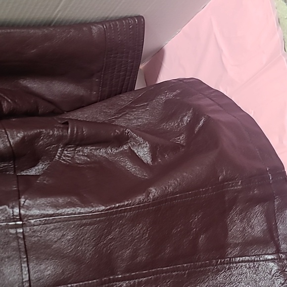 Salon Studio Haband Burgandy Genuine Leather Coat Women's Size Large - Picture 3 of 11